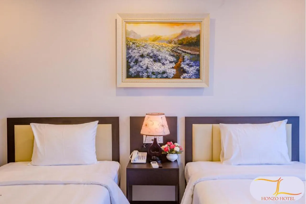 Honzo Hotel Nha Trang 4*,