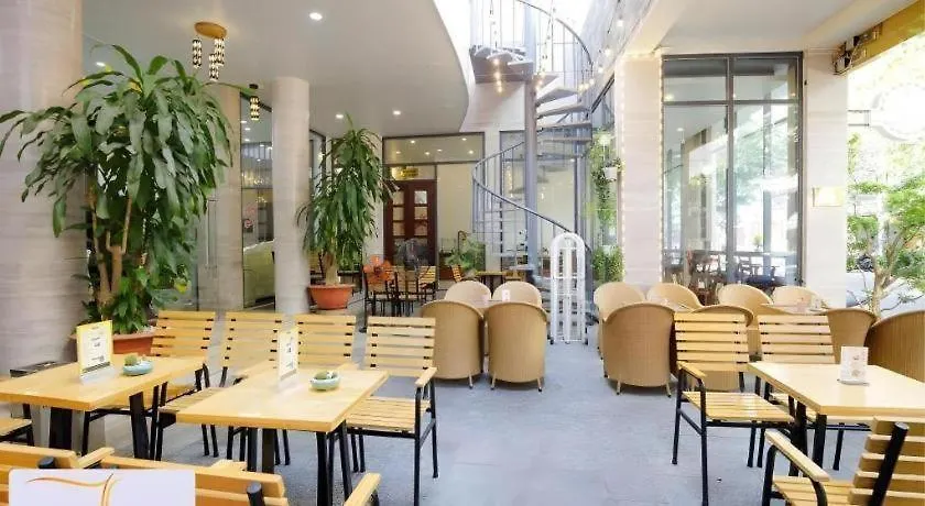 Honzo Hotel Nha Trang